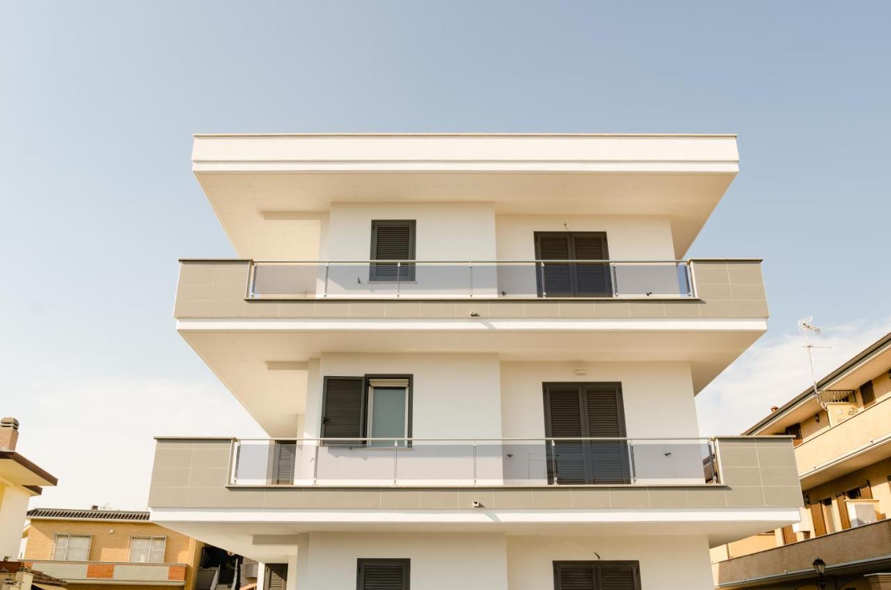 פיומיצ'ינו Fco Secrets Luxury Apartment מראה חיצוני תמונה